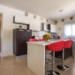 Вилла Frady *